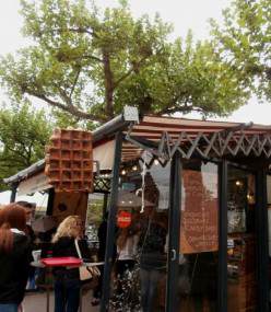 Amsterdam: waffle stall in Museum Square, 