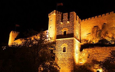 61 Kale Fortress at night ed